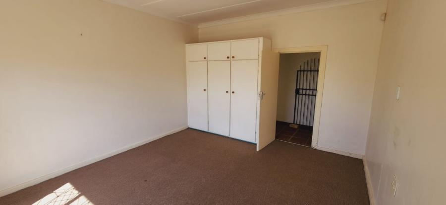 5 Bedroom Property for Sale in Potchefstroom North West
